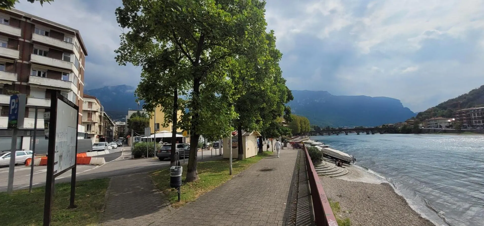 Lecco Lakefront Retreat