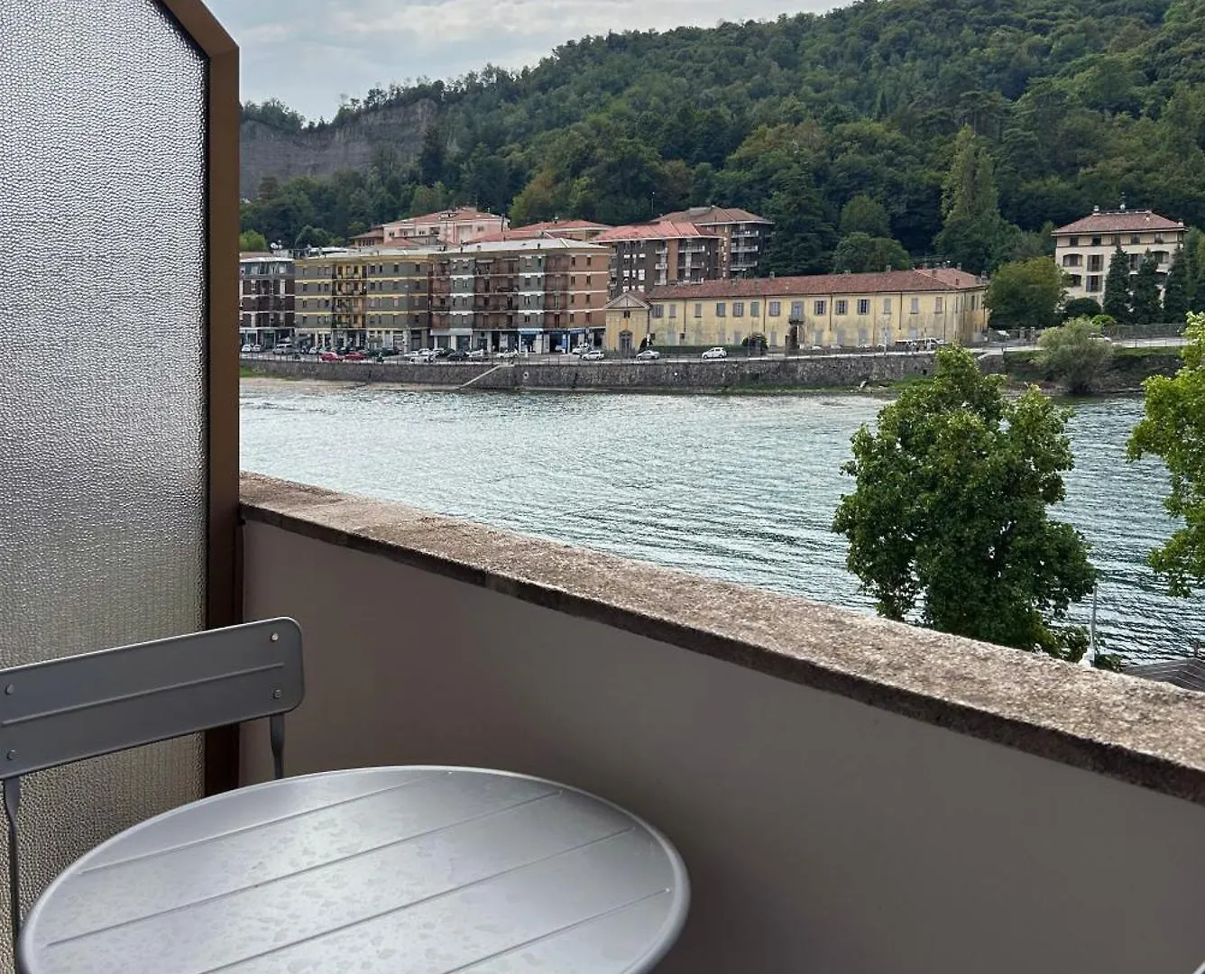 Apartment Lecco Lakefront Retreat