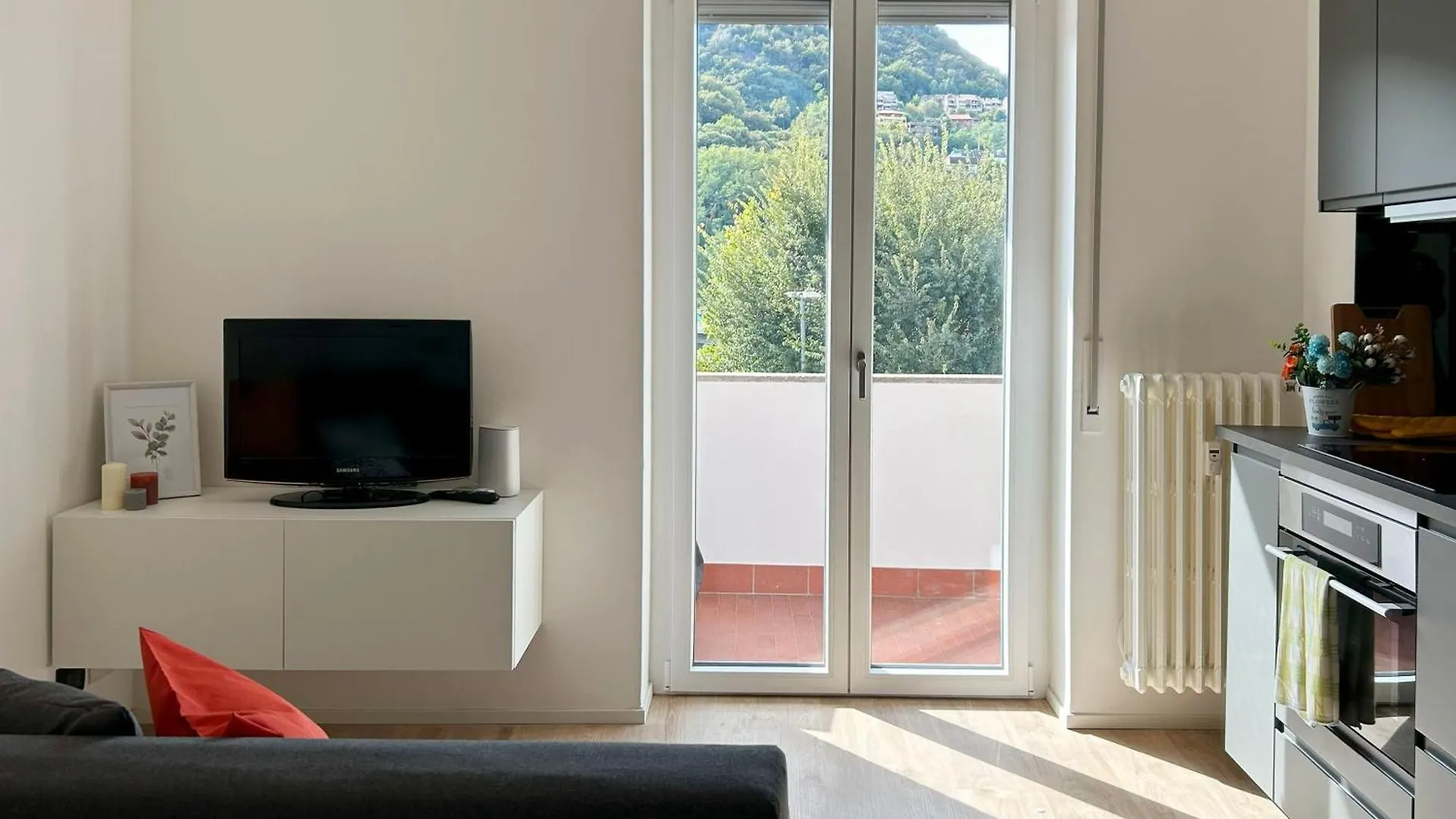 Lecco Lakefront Retreat
