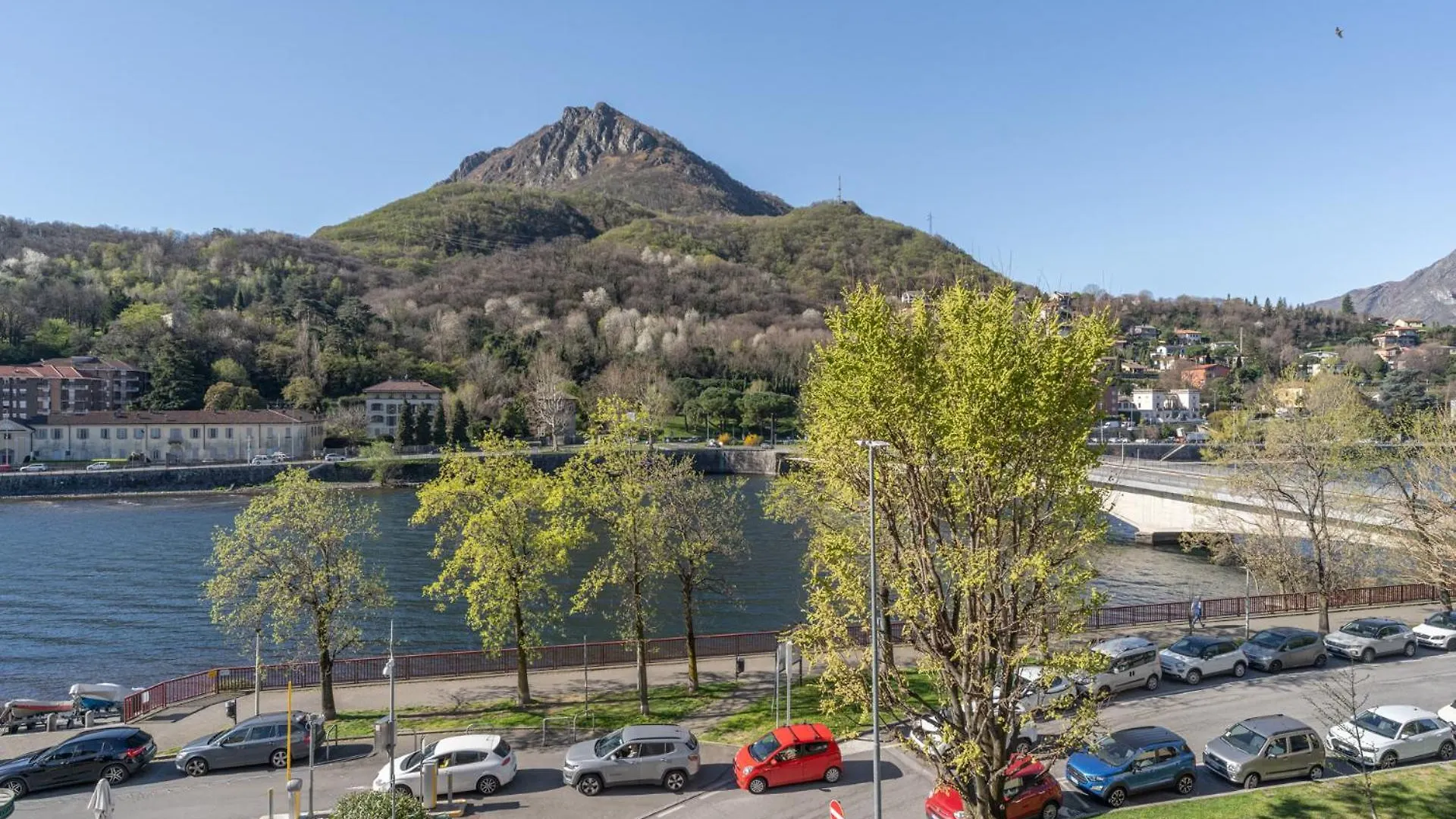 Lecco Lakefront Retreat Włochy