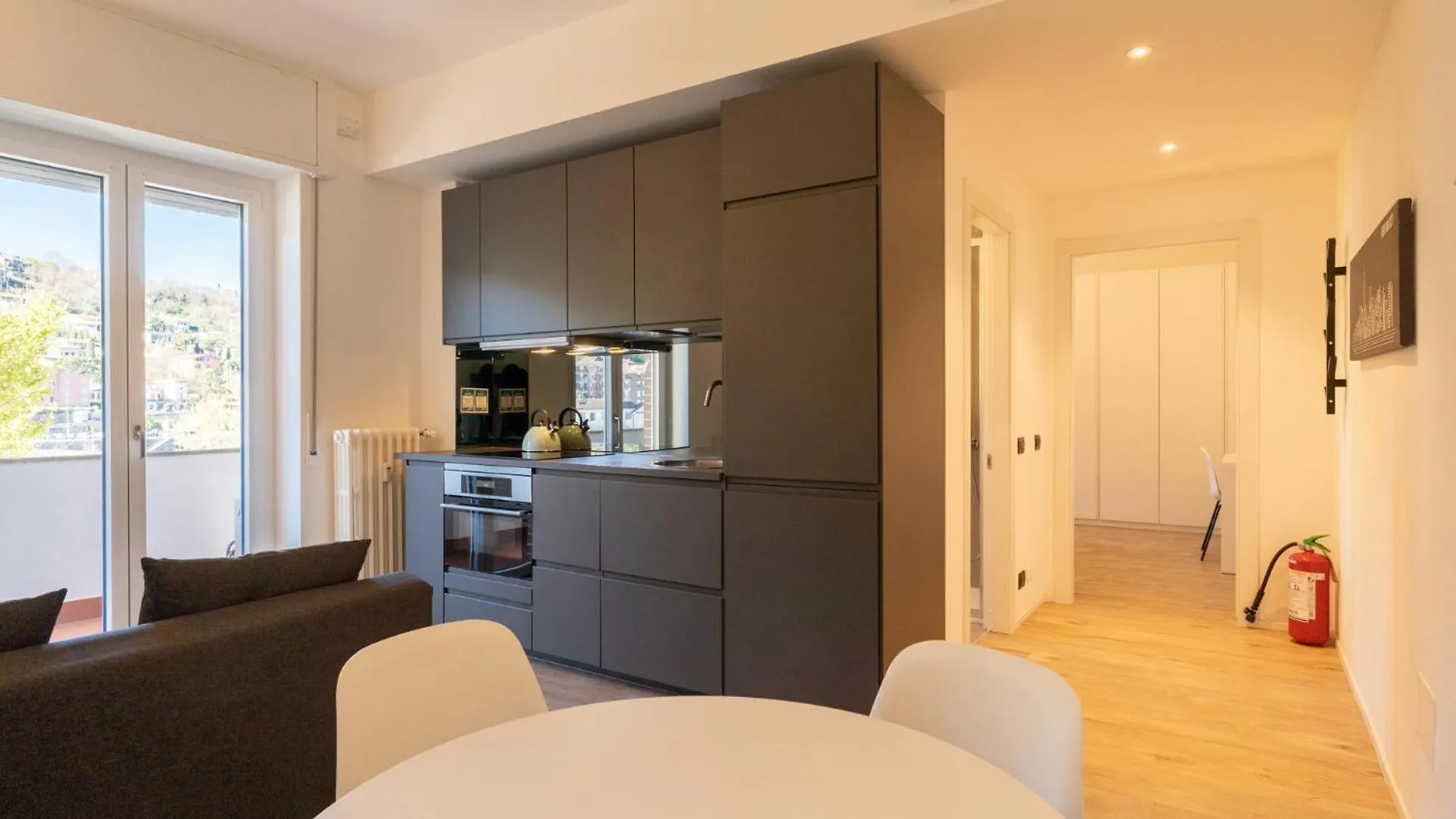Lecco Lakefront Retreat Apartment